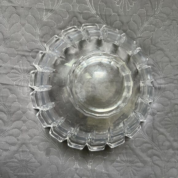 Home Beautiful Crystal Glass Design Salad Bowl 9” Dia x 5” H Serverware Kitchen - Picture 3 of 7